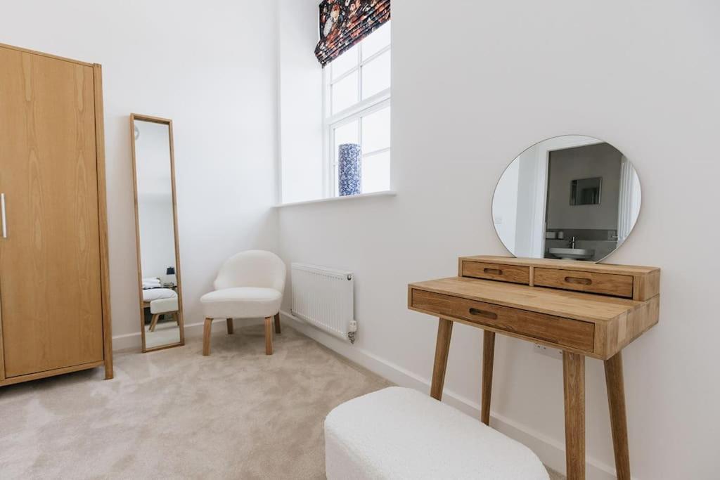 Bobbin Row - Grade 2 Listed Property With A Beautiful Design With Access To Leeds Leeds  Zewnętrze zdjęcie
