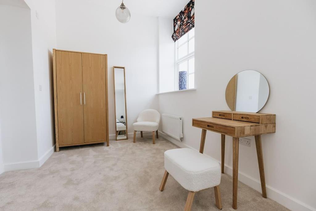 Bobbin Row - Grade 2 Listed Property With A Beautiful Design With Access To Leeds Leeds  Zewnętrze zdjęcie