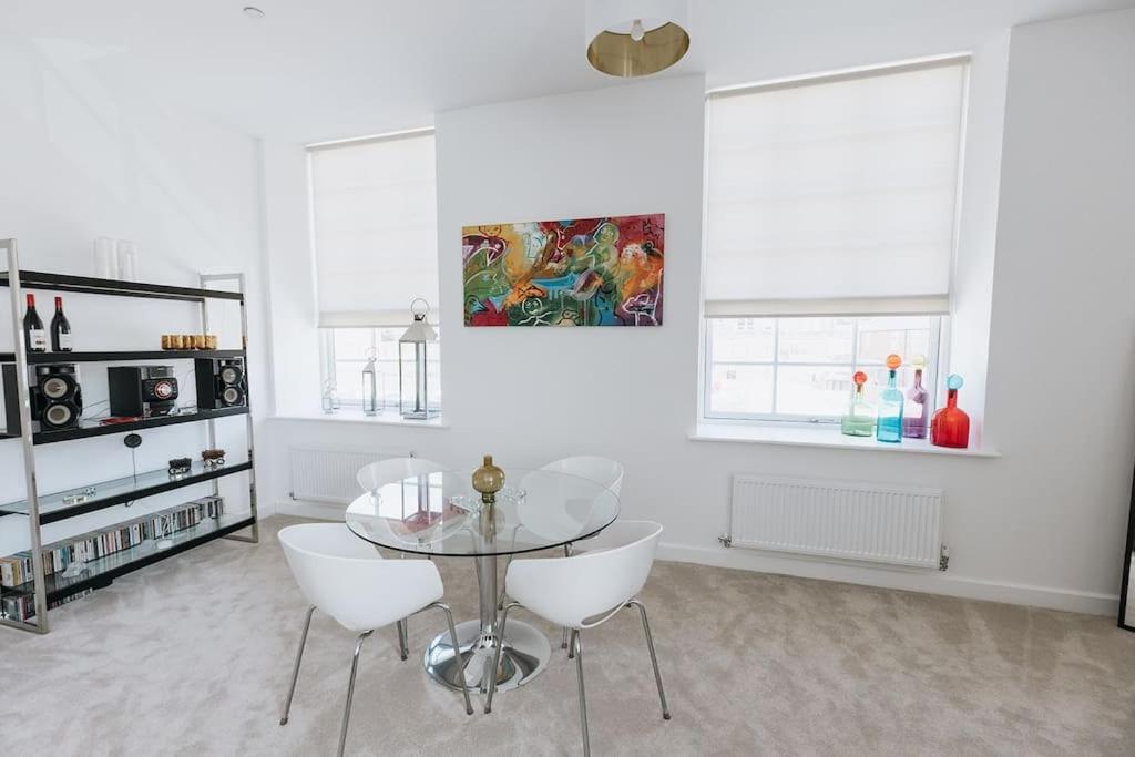 Bobbin Row - Grade 2 Listed Property With A Beautiful Design With Access To Leeds Leeds  Zewnętrze zdjęcie